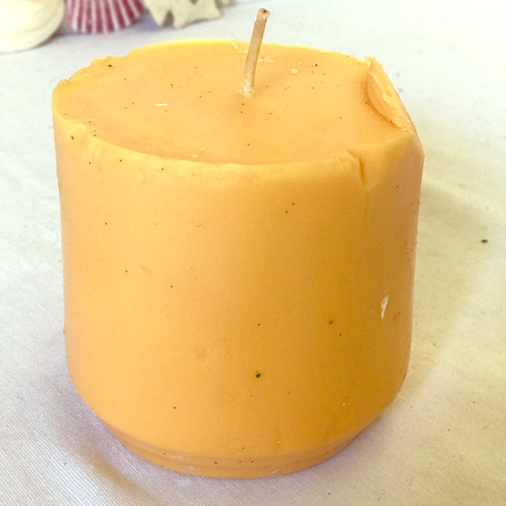 Candle-Lite Company. Mango